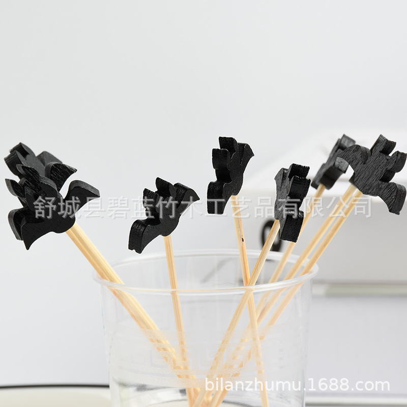 Disponible horquilla de fruta de Halloween dibujos animados palillos de dientes adorables animales palillos de bambú murciélagos bocadillos proveedores de palillos de fruta