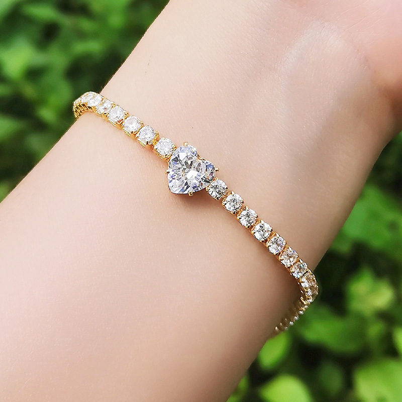 Fashion Heart Shape Copper Plating Inlay Rhinestones Bracelets 1 Piece