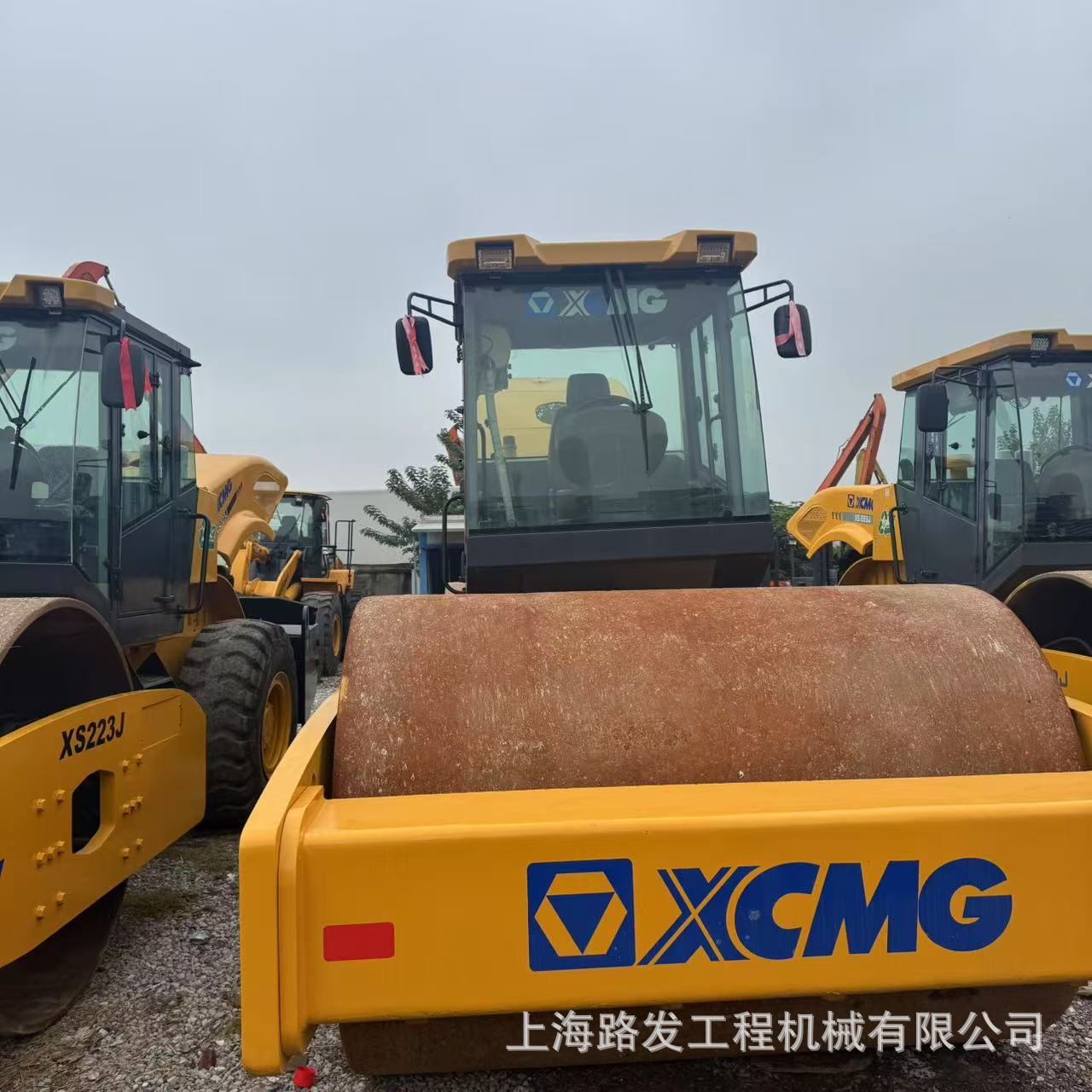 Exportación a largo plazo de rodillos de segunda mano XCMG 26 toneladas Dynapark 303 modelo de exportación de compactación de calidad spot