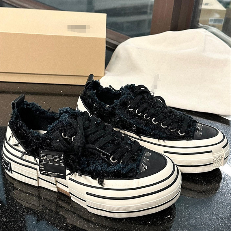 Wu Jianhao Swan Canvas Shoes レディース 厚底加硫スニーカー ぬいぐるみ スパンコール カジュアル カップル ペディシャー シューズ|undefined