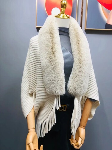 New autumn and winter cape shawl, wide fur collar, warm tassels, cheongsam, knitted cardigan, high-end jacket for women