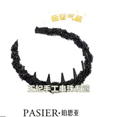 プラチナ思亜パリ王妃の軽い豪華な気質の小さい香風の手作りの数珠の高い頭の頂は顔の小さい百合の髪のカチューシャの女性を現します。