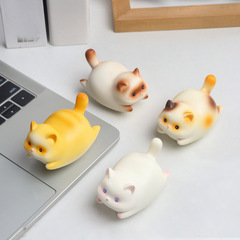 新款可爱福瑞猫猫元气不倒翁桌面摆件创意潮玩车载装饰品厂家直销