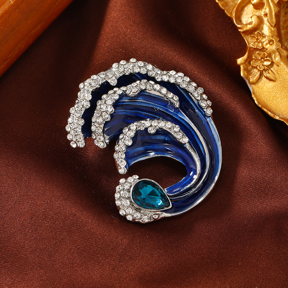 Elegant Wave Shape Brooch For Women Retro Style Suit Accessory_voghion.com