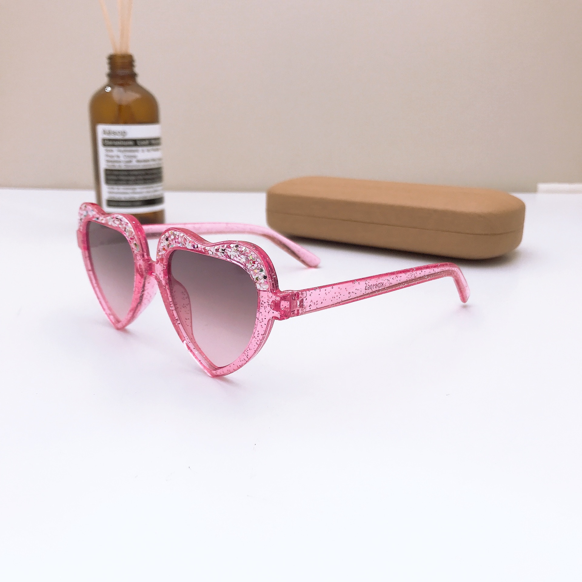 45g Weight Full Frame Glasses Structure Sunglasses Classification Ac, UV400 Protection Lens Material Special-Shaped Mirror Glasses Style Outdoor, Travel Occasion Solid Color Pattern All Seasons Season Children Unisex Gender Streetwear Style Streetwear Solid Color Ac UV400 Protection Special-Shaped Mirror Full Frame Kids Sunglasses 10