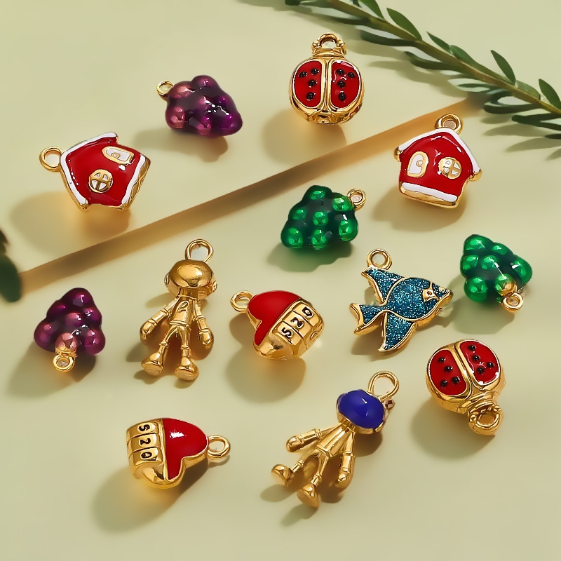 Acero inoxidable 3D lindos colgantes colgantes astronautas DIY esmalte goteo colgantes de color accesorios de joyería al por mayor