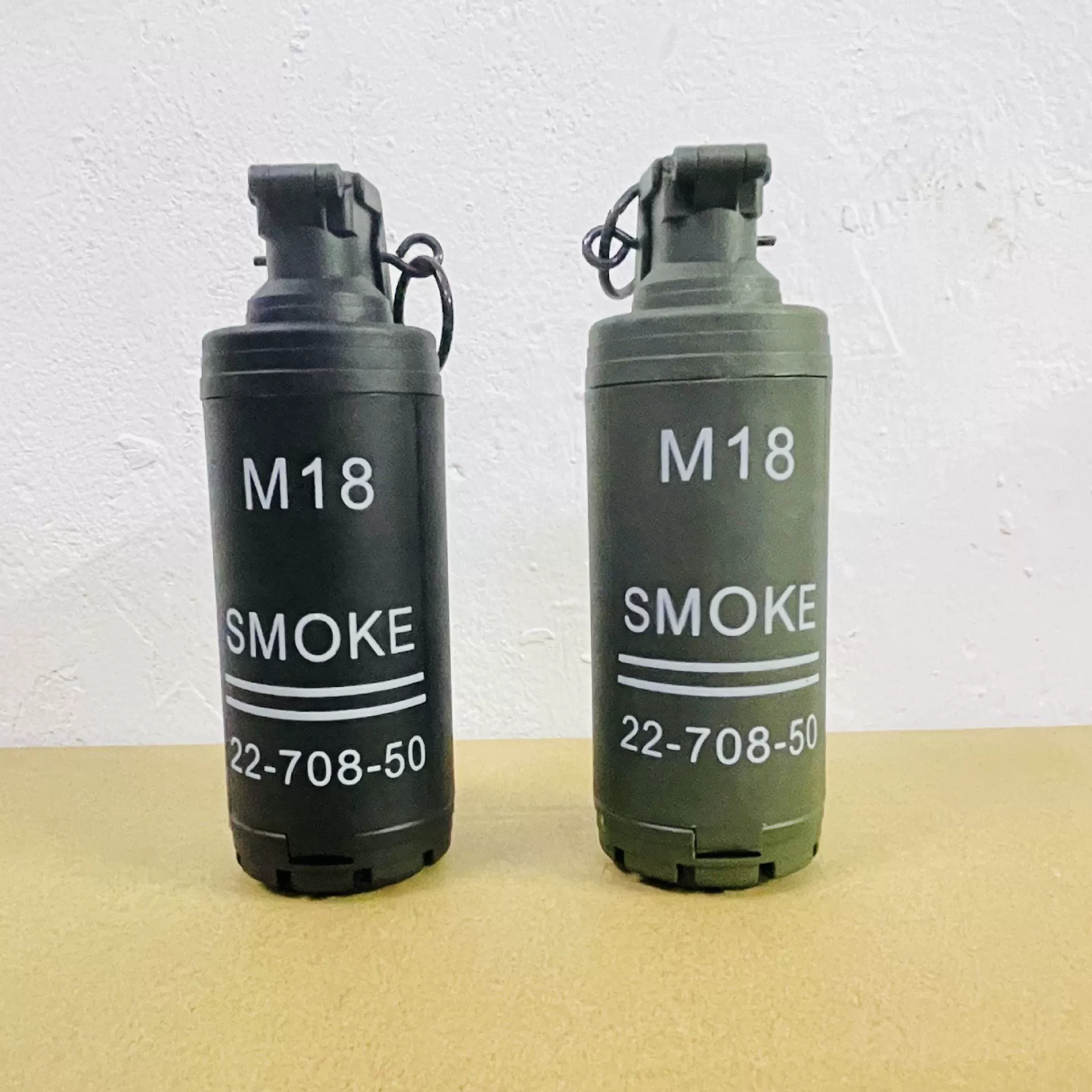 M18 дымовые гранаты M26 выброс водяной бомбы нейлоновые гранаты желтая утка наземные мины Мир Золотой Еда цыплёнок Минг игрушки D