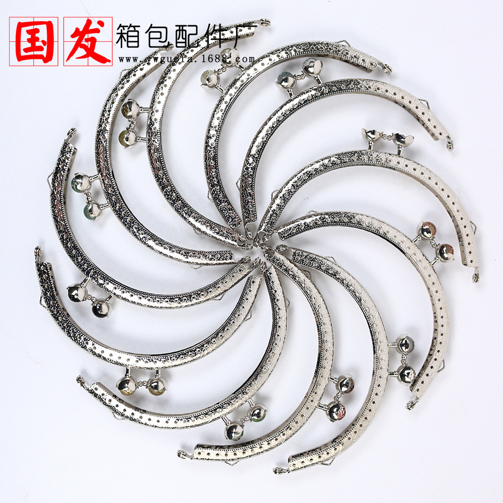 12.5CM semicircular estampado de coral de borde plano oro y plata