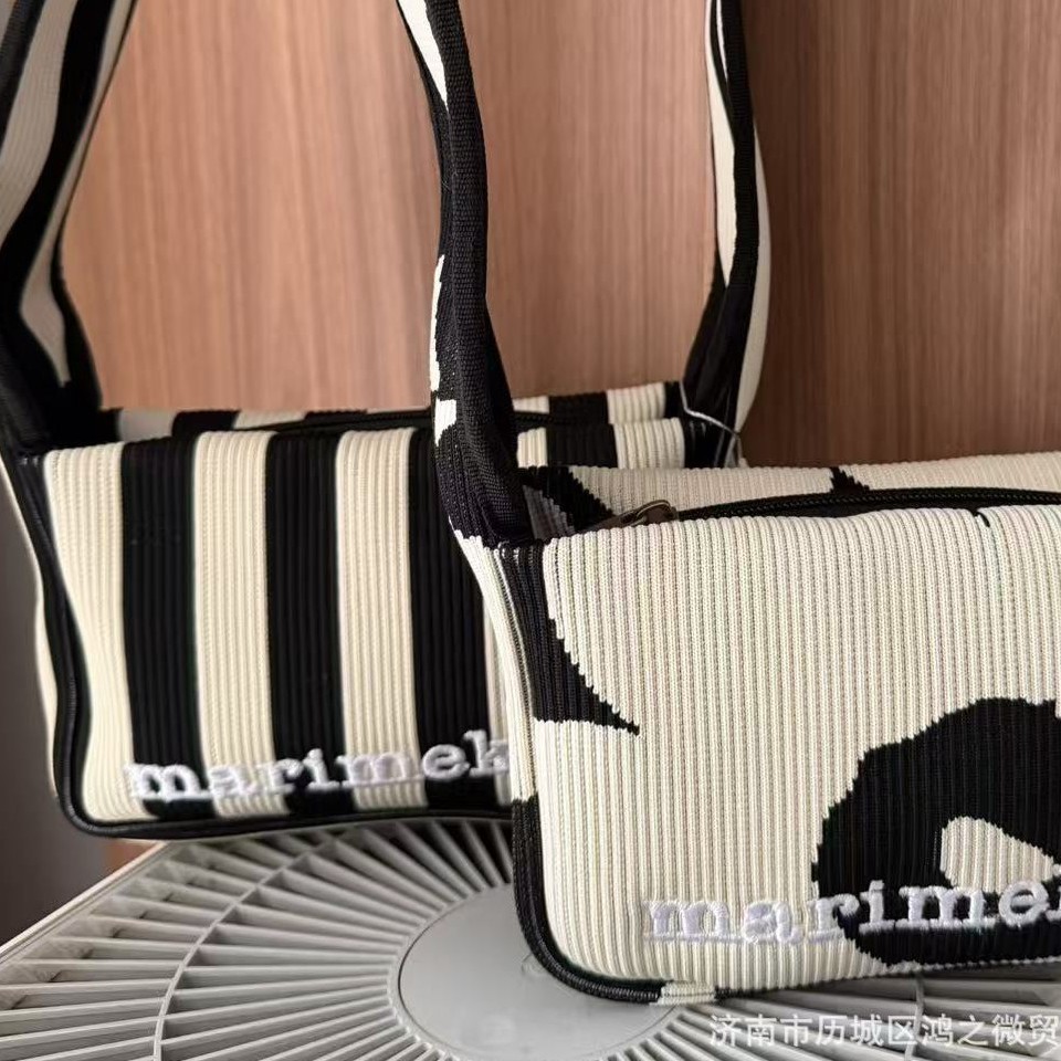 Finnish Floral Knitted Bag, Commuter Tote Bag, Color-Blocked Striped Women's Shoulder Crossbody Bag, Knitted Portable Handbag