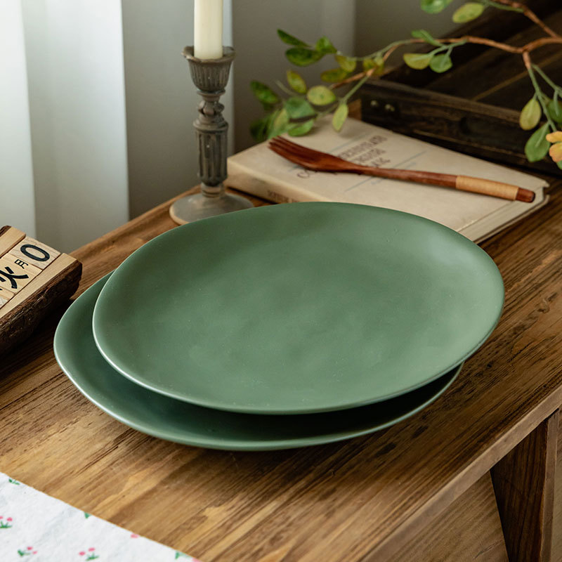 Plato verde ondulado de agua retro platos de cerámica domésticos cubiertos de 10 pulgadas al por mayor platos de filete de restaurante platos redondos poco profundos