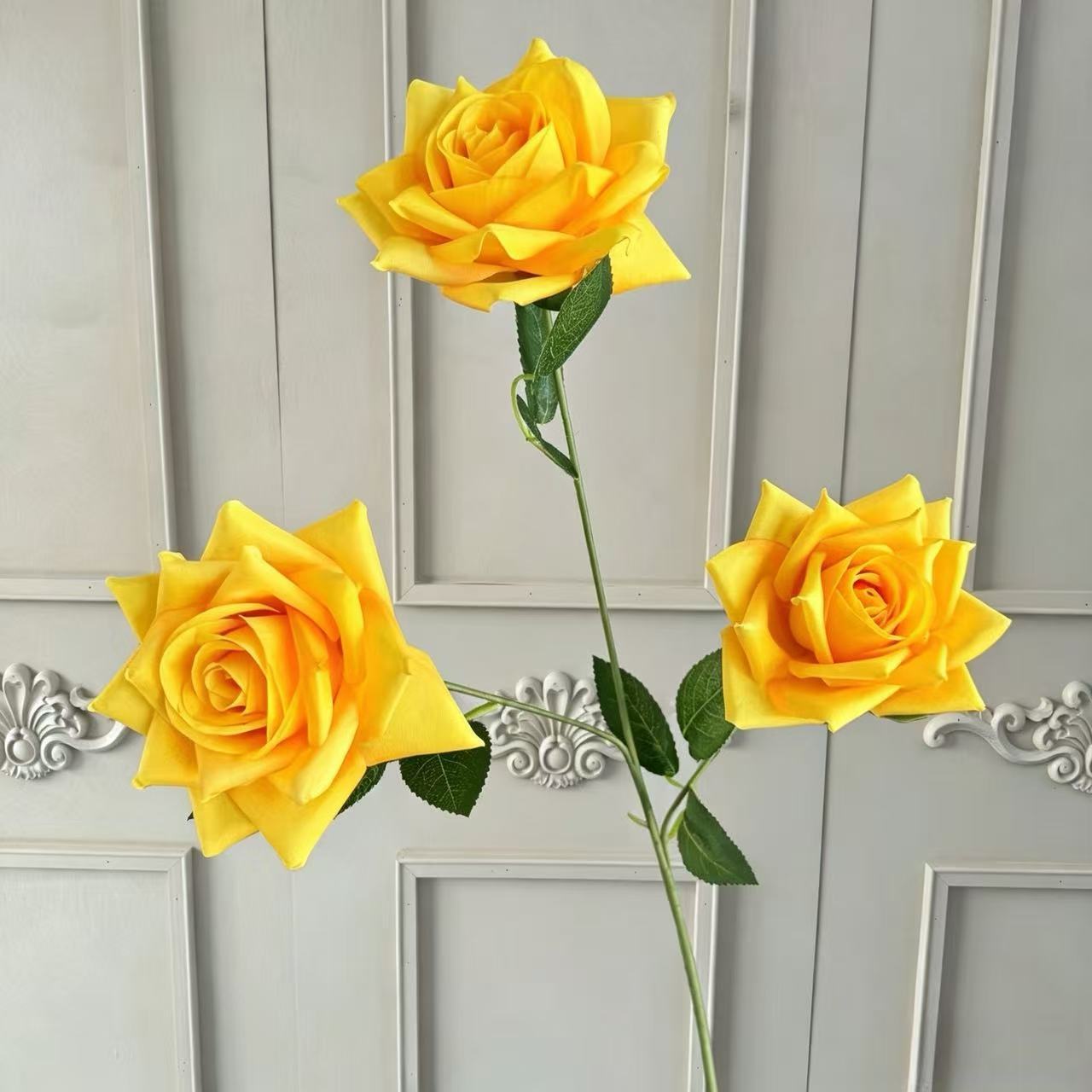 노란색