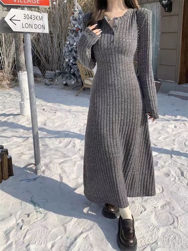 Large size women's base solid color long-sleeved knitted dress fat mm slim winter plus velvet thickened French long skirt