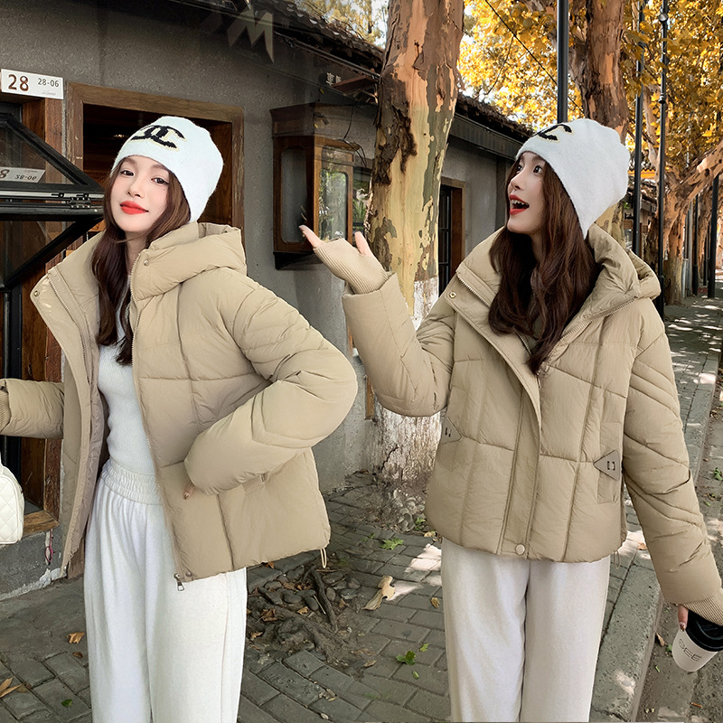 Ropa de pan gruesa, ropa de algodón corta de pluma, ropa de algodón femenina coreana suelta, chaqueta de algodón para estudiantes de otoño y invierno en moda