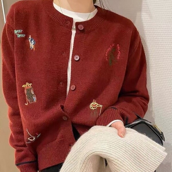 2025 F/W 여성 자수 캐릭터 라운드넥 루즈핏 니트 가디건 긴팔