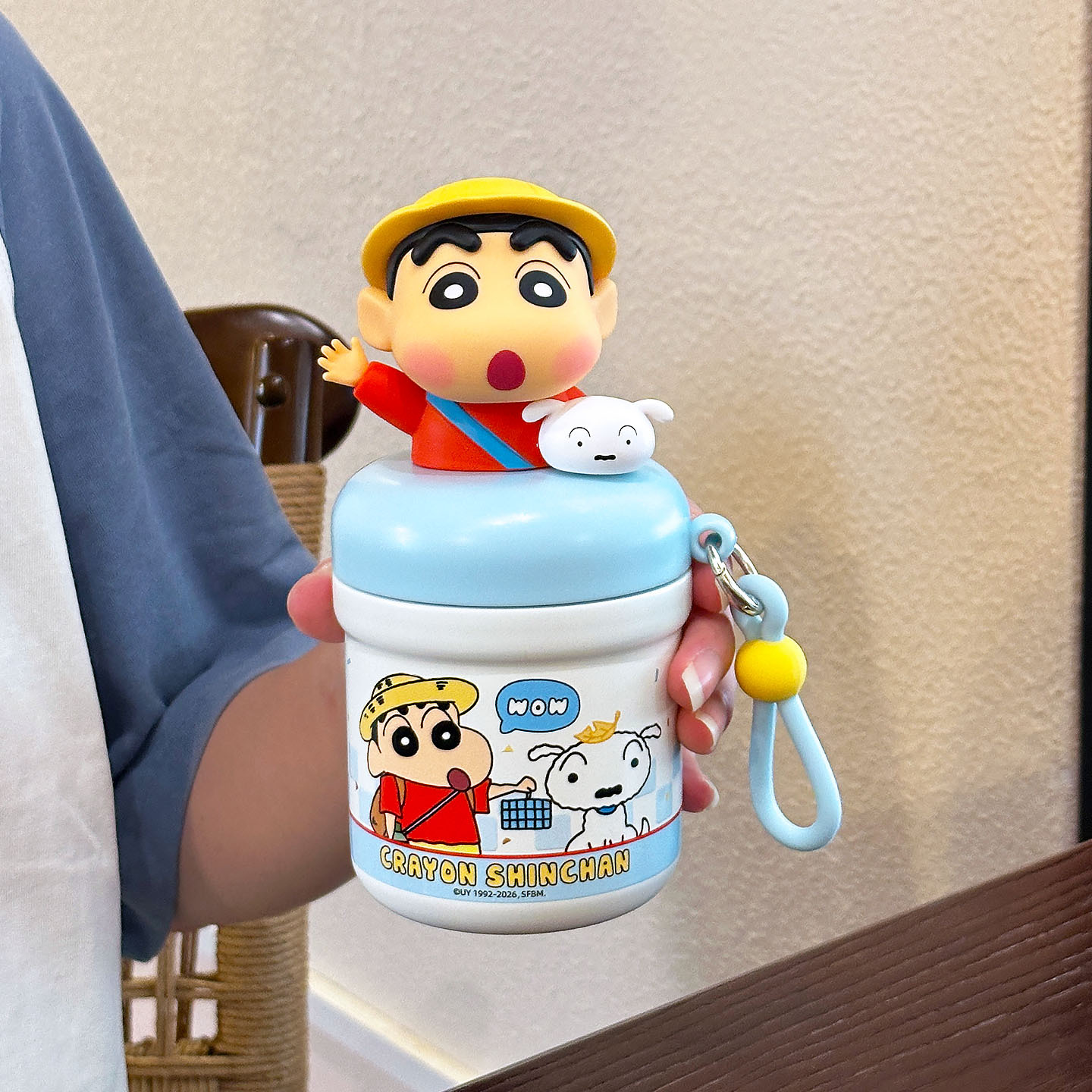 Crayón pequeño nuevo mini taza de agua para niños niñas de alto valor facial hermosa taza de agua portátil compacta nueva taza de estudiantes