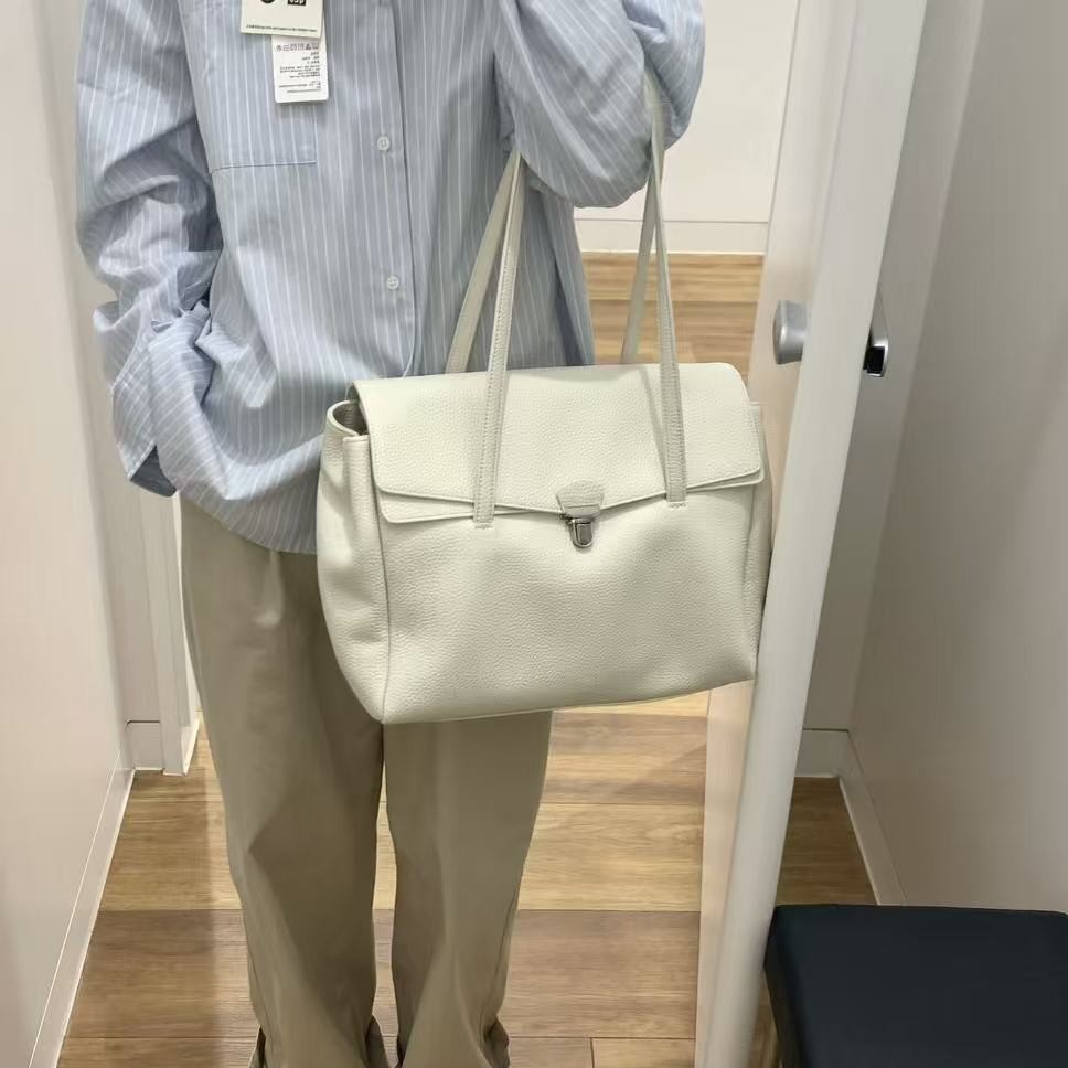 2026 Spring Genuine Leather Tote Bag Lychee Grain Large Capacity Women's Clasp Design Fashion Commuter Shoulder Bag - Thumbnail 2
