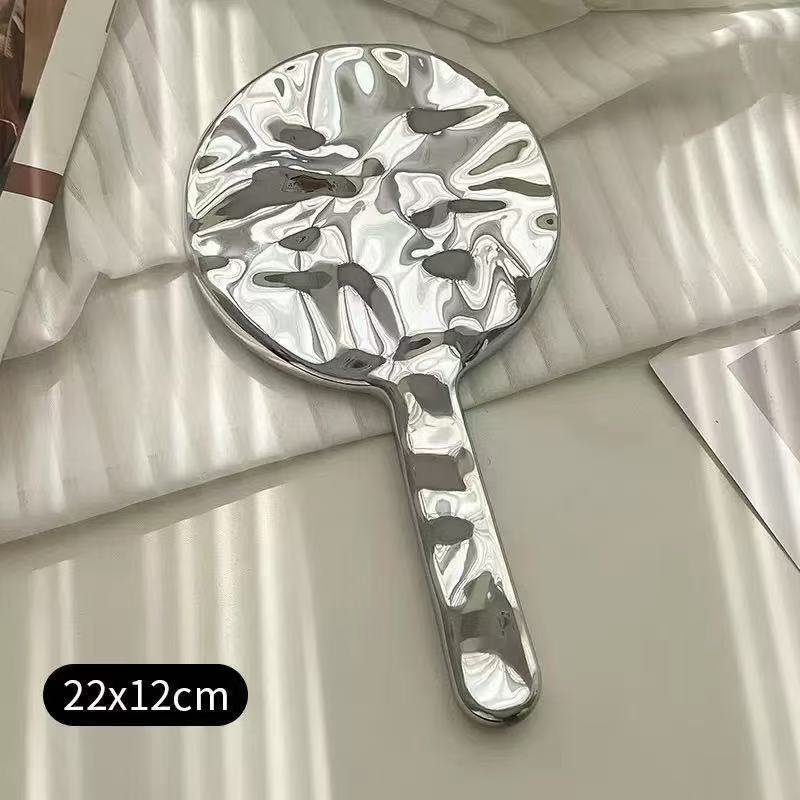 手持便携式化妆镜家用学生通用居家高级感高清镜面优雅公主风镜子|undefined