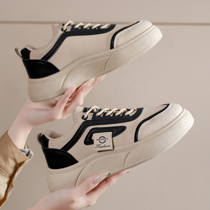 2025 primavera zapatos de mujer nuevos zapatos transpirables pequeños zapatos blancos de mujer versátiles insoles coreanos zapatos deportivos casuales de skate para mujeres image 5