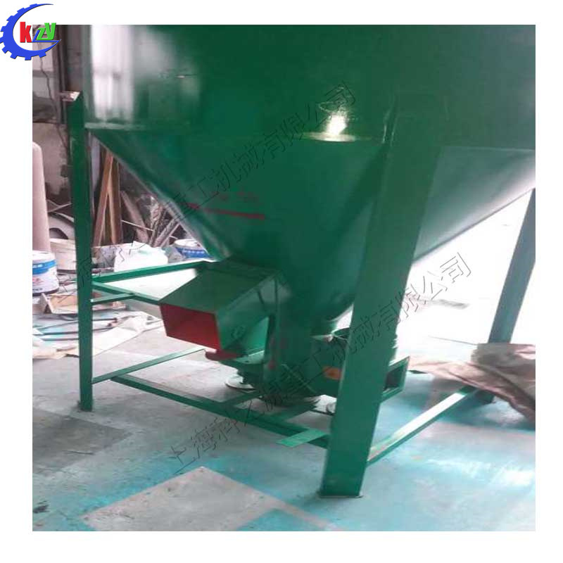 小颗粒状饲料粉碎机 农用小型饲料搅拌机 自吸式粉碎饲料混合机