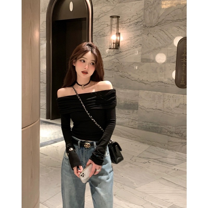 Black off-shoulder top women's spring and autumn 2024 new off-shoulder collarbone bottoming shirt slim high-grade long sleeve T-shirt