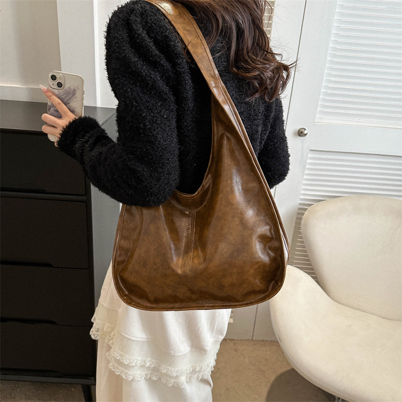 Bolso de gran capacidad para mujeres 2023 nueva moda versátil bolso de cubo de hombro texturizado bolso de viaje de clase