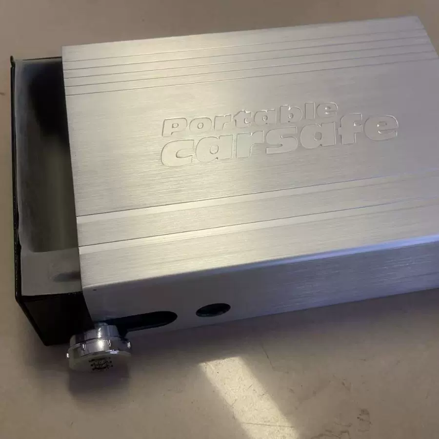 车载安全箱密码保险柜便携柜