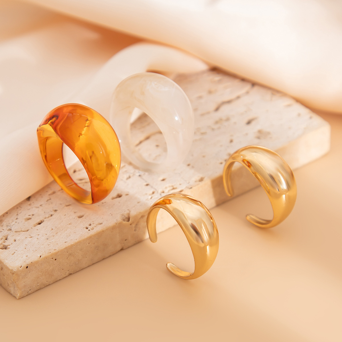 Simple Style Classic Style Alloy Resin Geometric Plating Women's Rings display picture 5