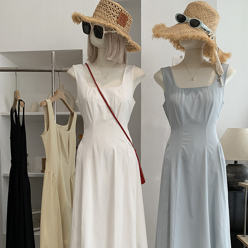 Kekezoon Gentle and Feminine~French-Style Square-Neck Vest Dress with Waist-Cinching and Slimming Effect, Sleeveless Long Dress 7562