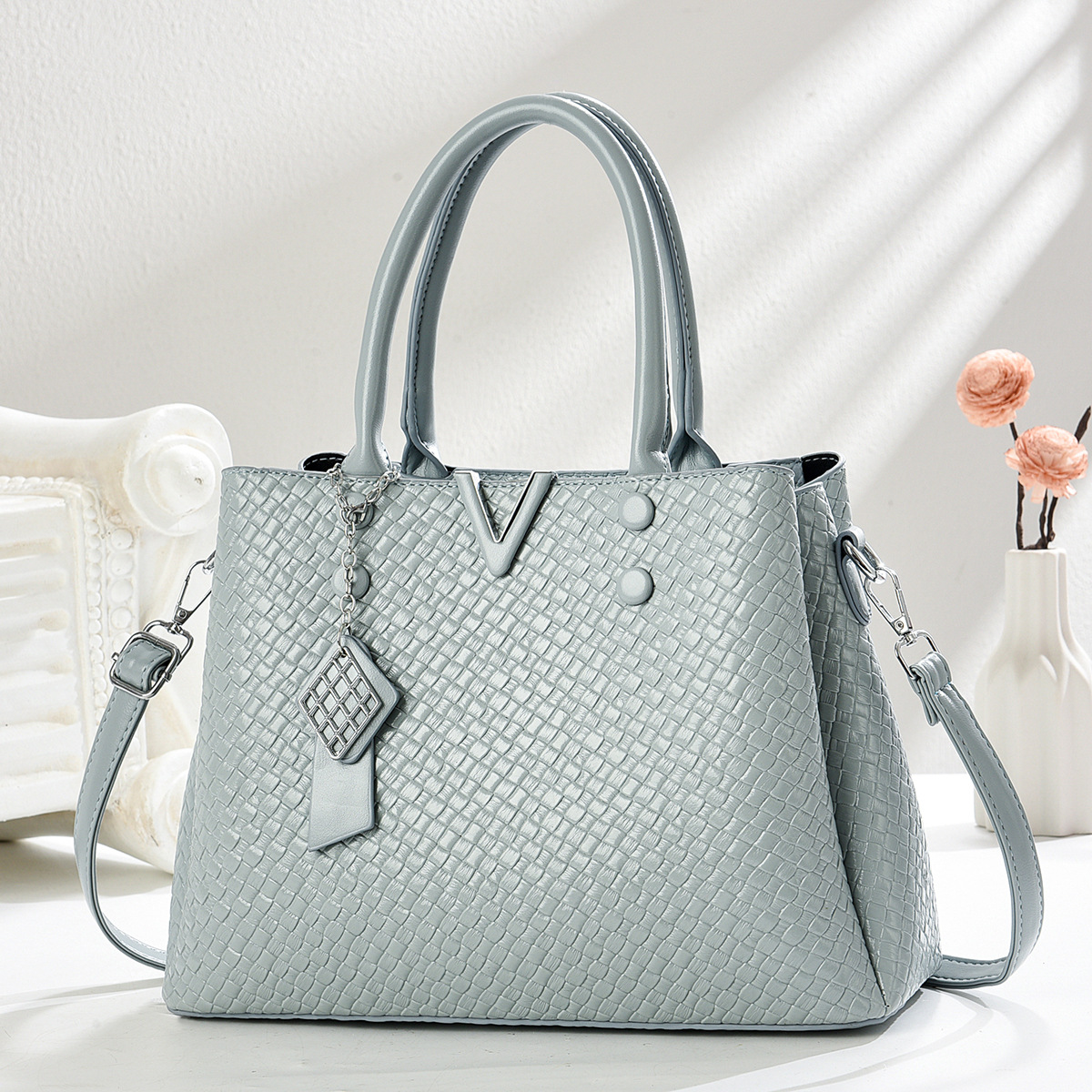 Bolso femenino de alta calidad práctico de gran capacidad bolso portátil para mujer bolso femenino 2025 nuevo bolso de mensajero de un solo hombro