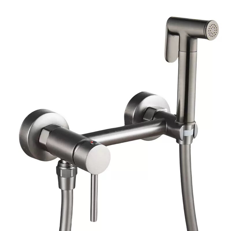 Bidé de cobre oculto para montaje en pared con pistola pulverizadora de alta presión, grifo de inodoro preinstalado para agua fría y caliente, transfronterizo