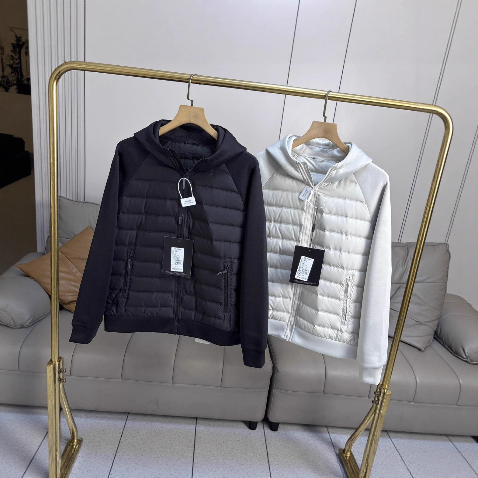 迪+柜3000+90白鸭绒秋冬季男士连帽羽绒服外套拼接休闲简约轻薄款