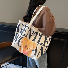 ��ͨС�ܷ�����Ů2025�¿���������ذ���ĸ�μ���W�����nͨ�ڰ�