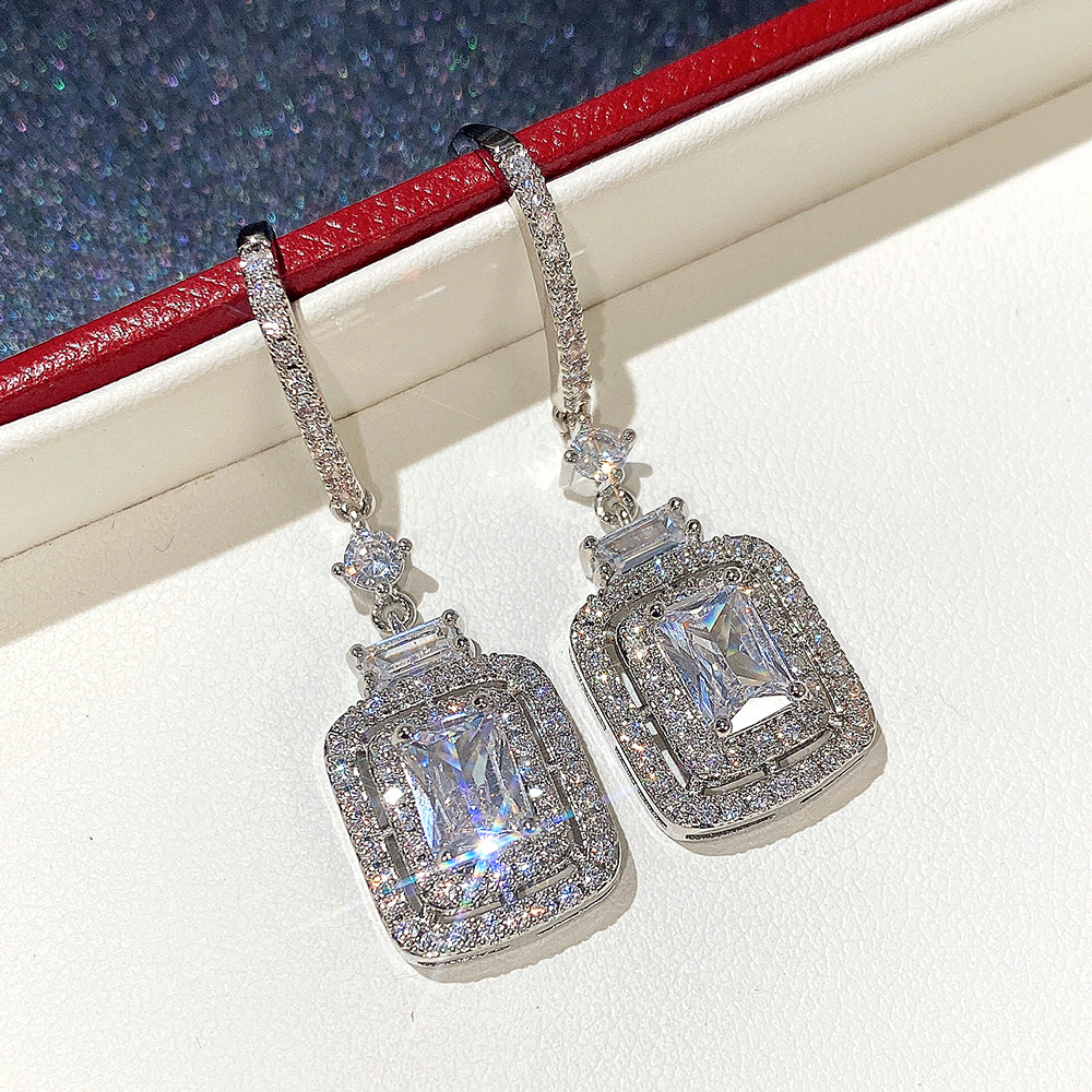 Geometric Pattern Fashion Geometric Copper Artificial Gemstones Drop Earrings