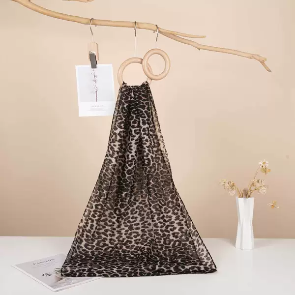 Outdoor Neck Gaiter, Cycling Scarf, Summer Thin Silk Scarf, Leopard Print, Women's Trendy Neck Protector, Small Scarf, Women's Motorcycle Windproof Scarf