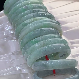 翡翠项饰;翡翠手饰;天然珍珠项饰