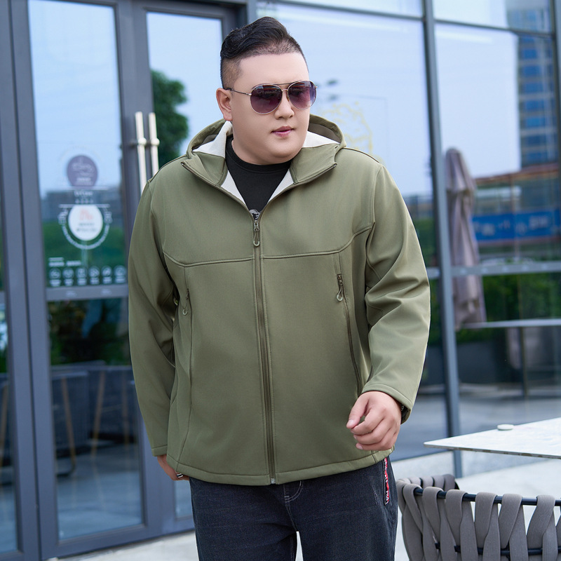 Plus-size outdoor softshell jacket for men, fleece-lined, water-resistant, loose fit, casual hooded warm coat for larger individuals Plus-size outdoor softshell jacket for men, fleece-lined, water-resistant, loose fit, casual hooded warm coat for larger individuals