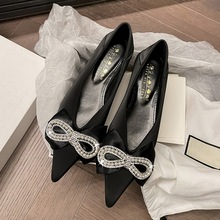 2873-H28 Korean version banquet flat bottom women's shoes silk shallow mouth pointed rhinestone pearl bow flat bottom women's single shoes