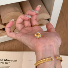 ���ڽ�ŷ����z��ɳ�͹��Ʒ��ָŮ���_�ڿ��{���S����治�¿�