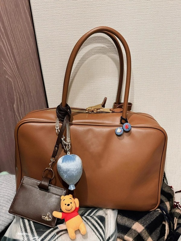 女性のための本革ハンドヘルドブリーフケースの開発 2025 新しい夏大容量レトロ脇の下ショルダーバッグトレンディ|undefined