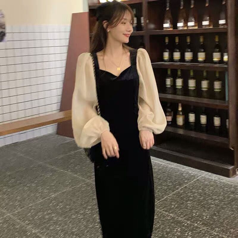 Elegant Dress Image 2