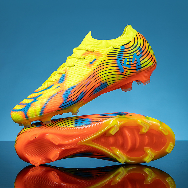 Grensoverschrijdende verzending van WK-voetballen voor mannen, tieners, studenten, vrouwen, TF-voetbalschoenen, AG-voetbalschoenen met lange spikes, wedstrijdvoetbal._voghion.com