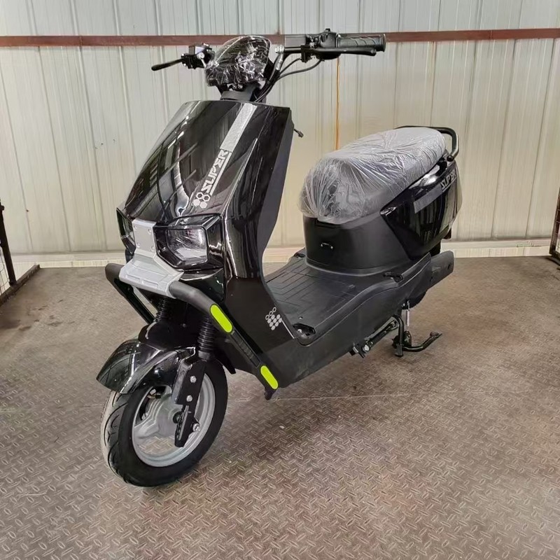 新型スカイブラックバッテリーカー、二輪電気自動車、高出力電気自動車、自転車の輸出、外国貿易の輸出|undefined
