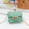 Children's small one-shoulder bag from pearl, chain, chain bag