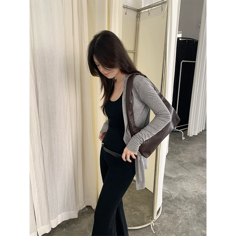 Summer long thin fitted cardigan, sun protection
