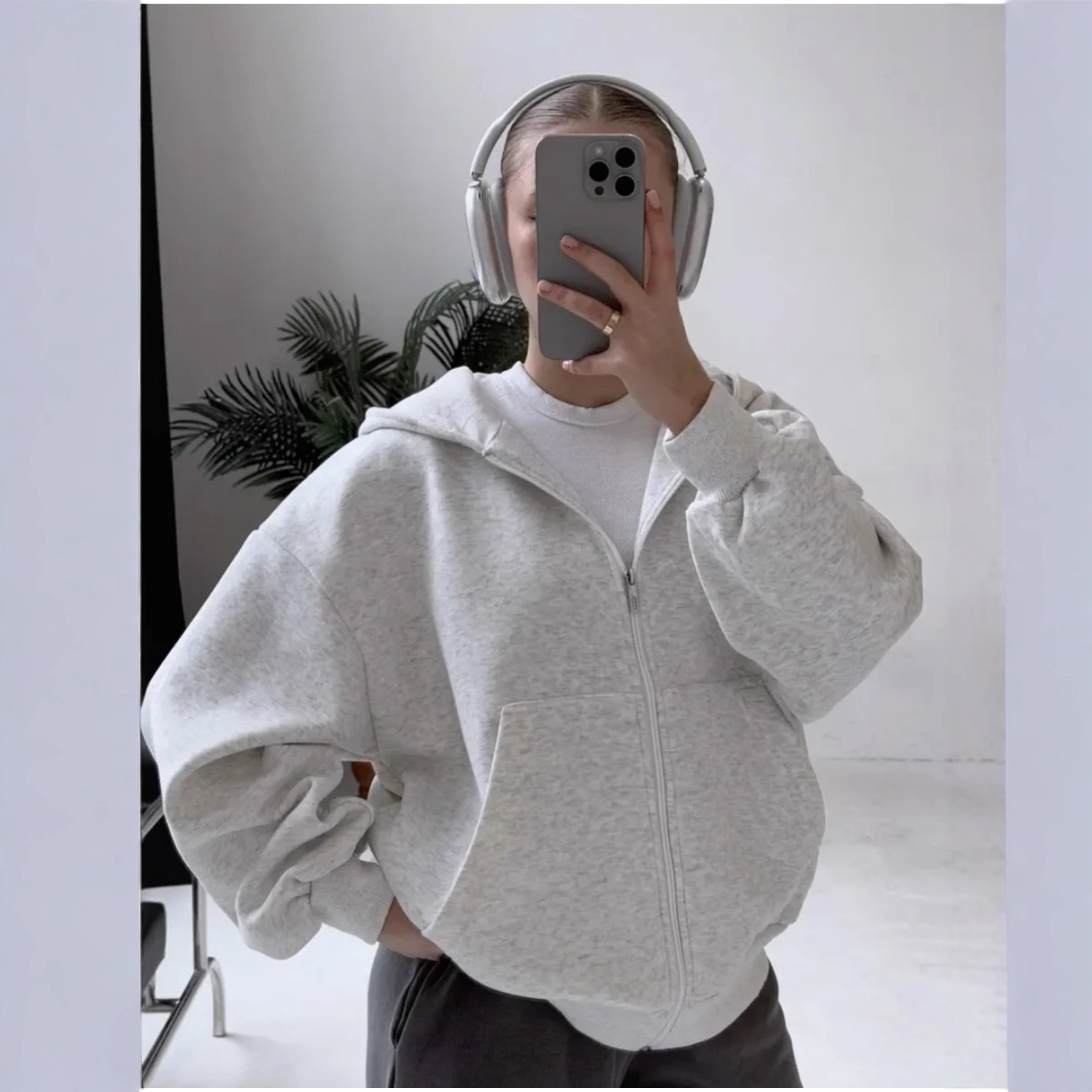 Cardigan with zipper