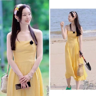 法式小个子黄色吊带连衣裙女装夏季新款收腰气质长裙海边度假裙子