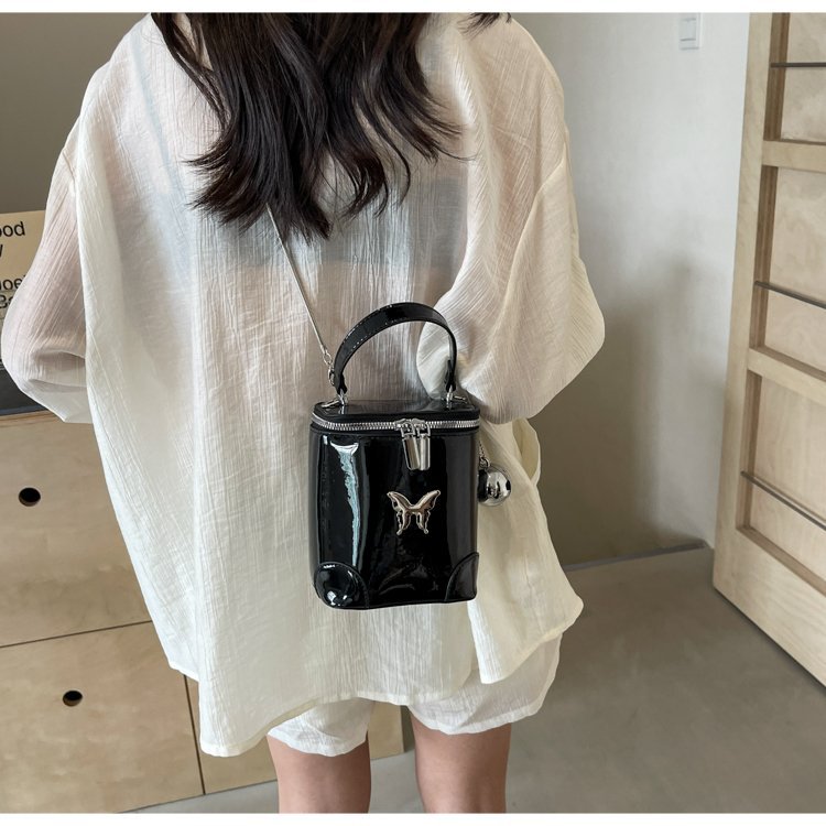 Exquisite fashionable handbag for women, new stylish high gloss solid color shoulder bag, high-quality and versatile_voghion.com
