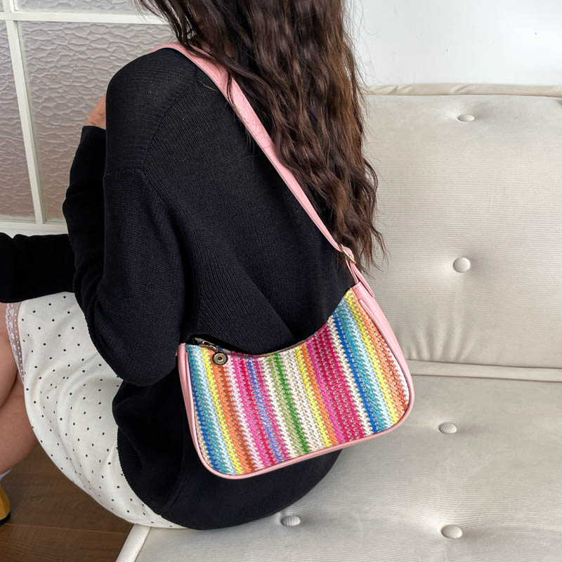 woven straw shoulder bag