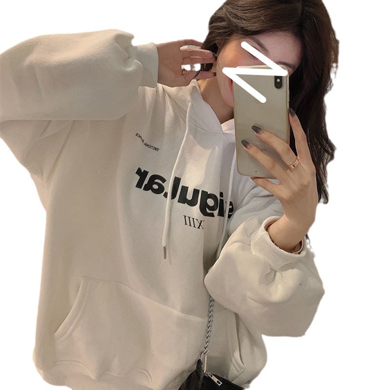 大きいサイズのフード付きの女性2024秋冬の新型のゆったりした大きいサイズのアルファベットのプリントとベルベットの厚いカジュアルコート