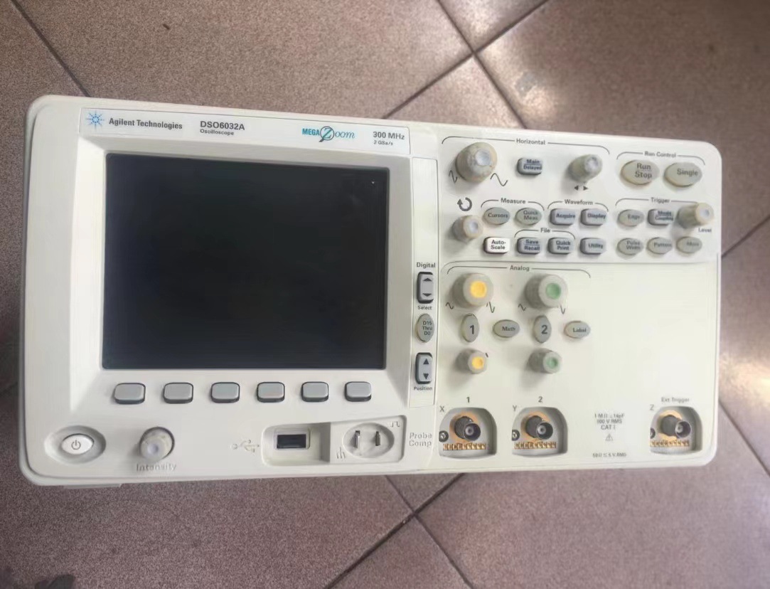 回收 安捷伦 300 MHz 2 通道 DSO6032A 混合信号示波器